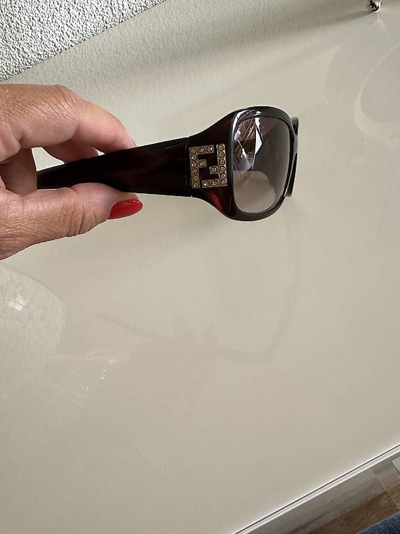 Brillen & Gläser: Damen Sonnenbrille Fendi – Gebraucht aus Buchs AG von trinacria05 4