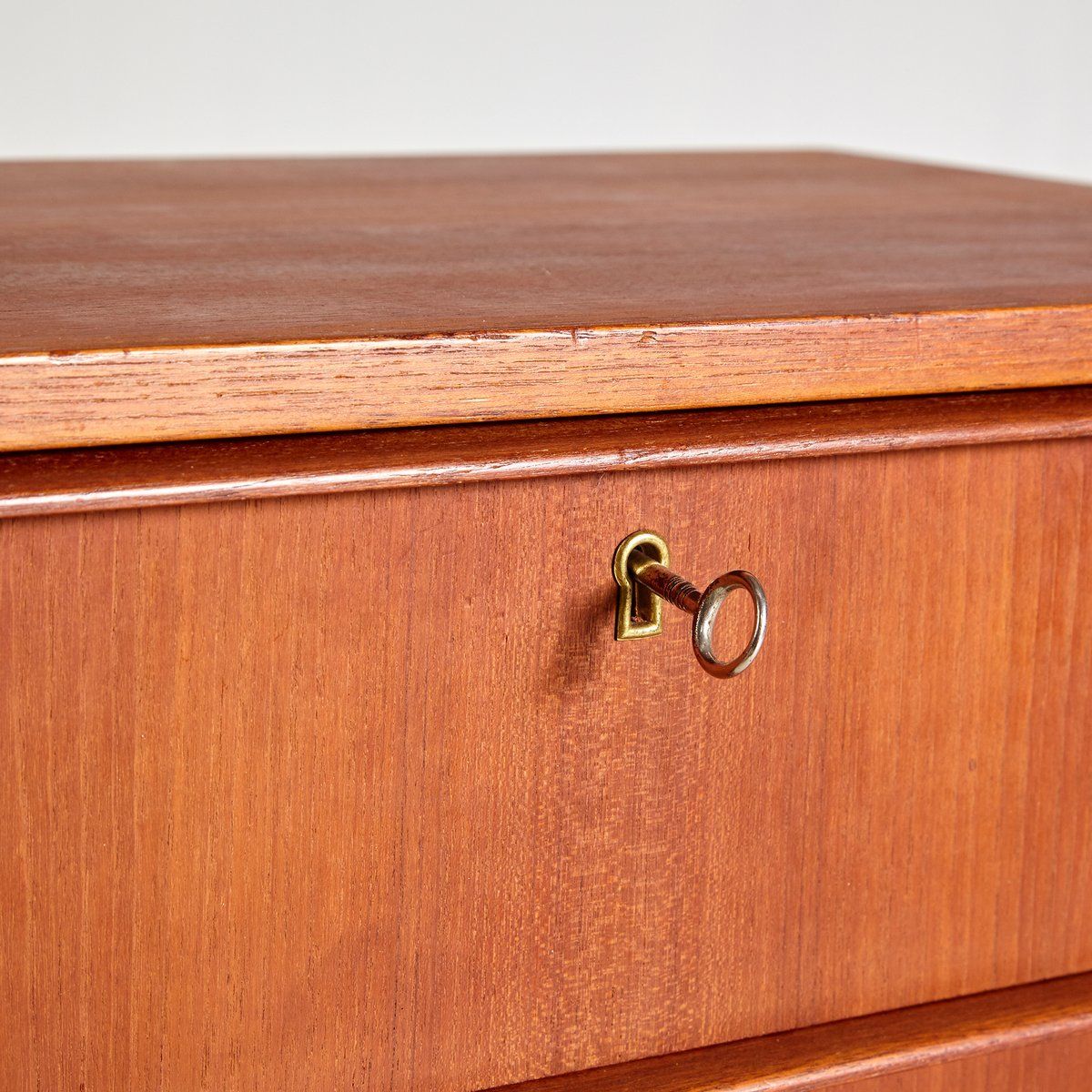 Cassettiere: Dänische Kommode aus Teak, 1960er – Usato da Zürich venduto da drachill 3