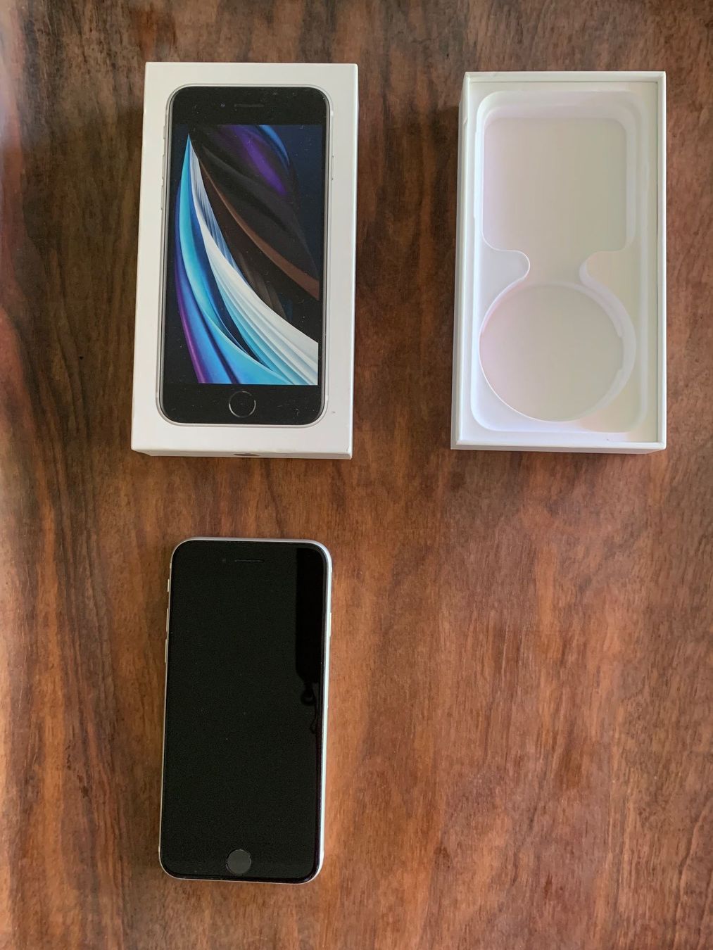 Apple Telefoni cellulari / Smartphones: iPhone SE 64GB weiss – Usato da Thun venduto da Crown7 1