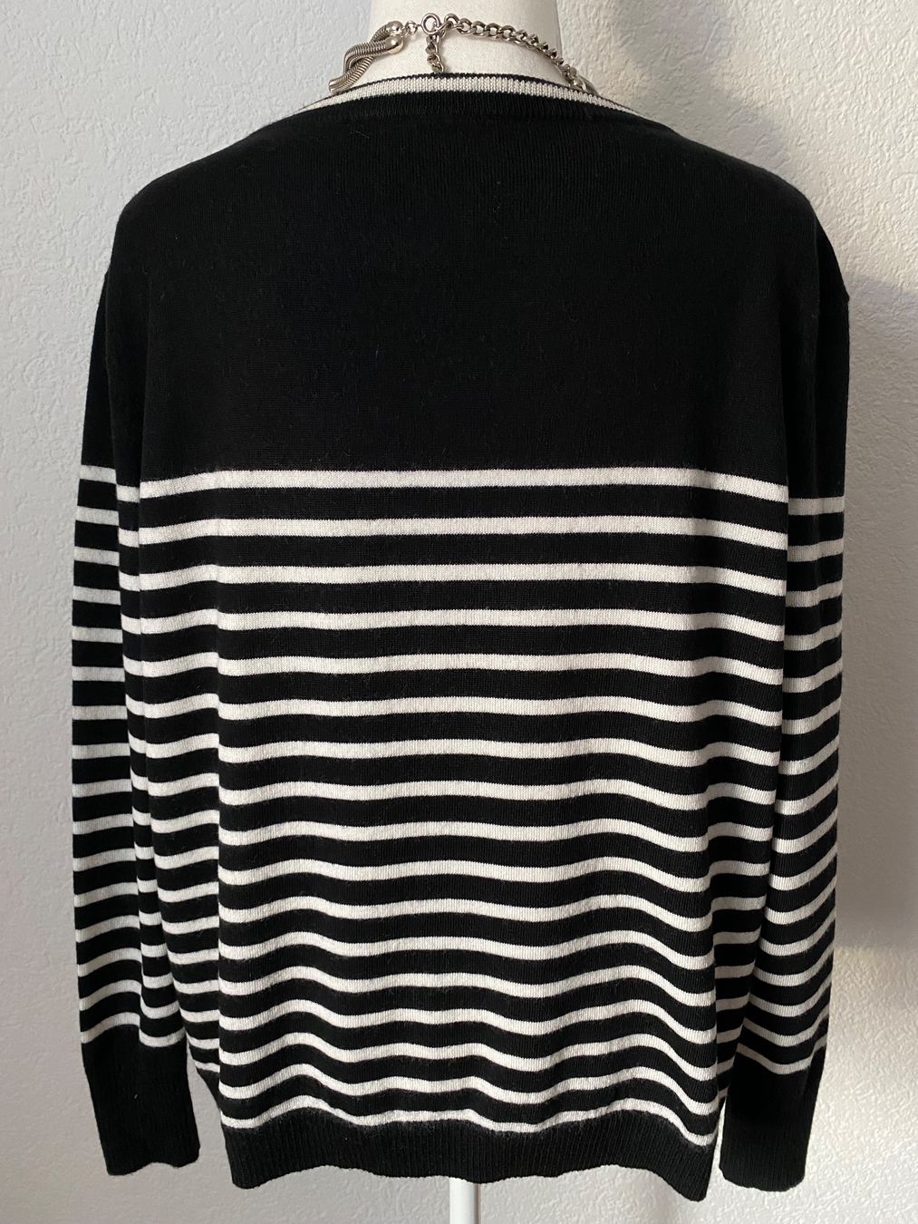 Bogner Maglioni & Felpe: Bogner Pullover aus Schurwolle Grösse 40 – Usato da Oberwil BL venduto da Leni-Mischi 1