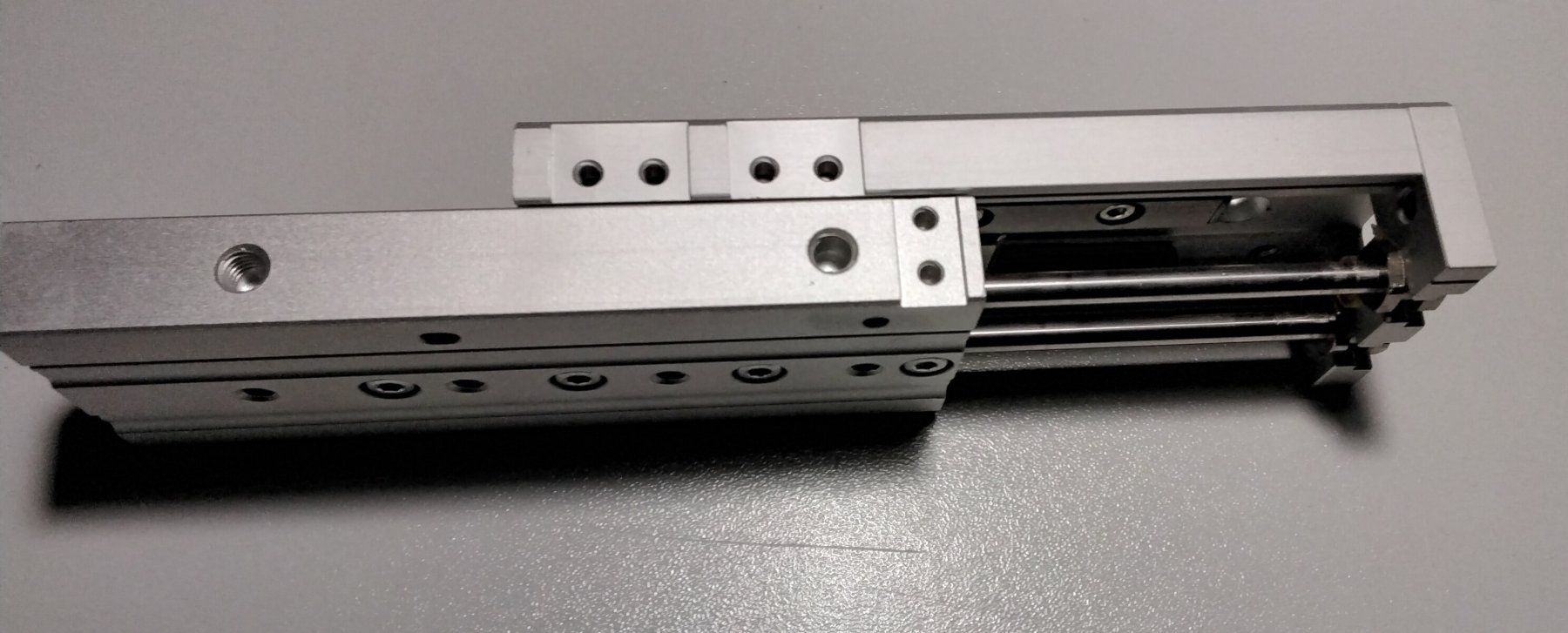 Altri prodotti elettronici: SMC MXS8-50 – Nuovo e nell'imballaggio originale da Bussy FR venduto da 023 4