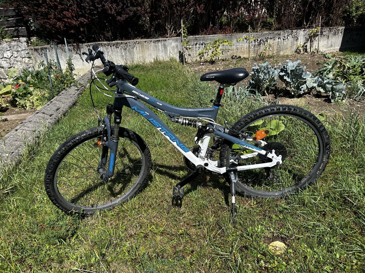 Velos: VTT Mustang 24 pouces  – Gebraucht aus Reconvilier von ako_6n9m