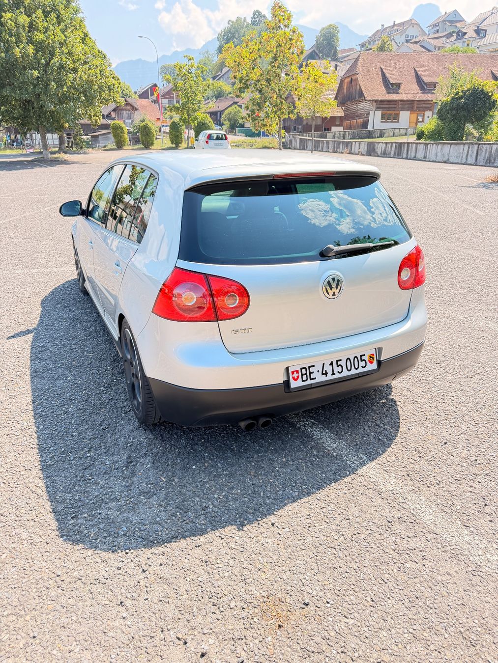 VW Automobili: VW Golf 5 GTI – Usato da Uebeschi venduto da snow-sports 2