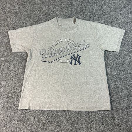 Yankees 04s Tshirt