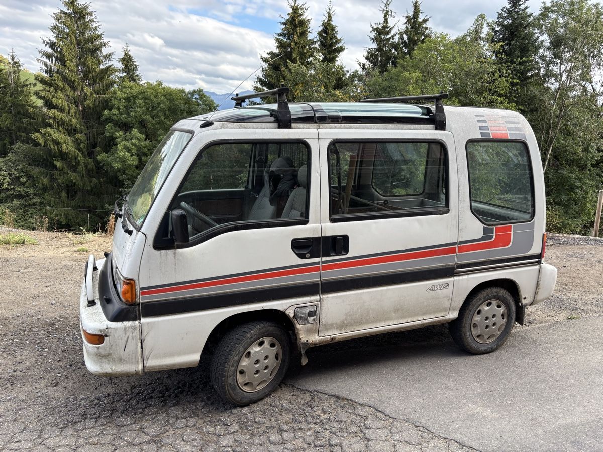 Subaru Automobili: Subaru E12 Bus – Usato da Wolhusen venduto da Chluri74