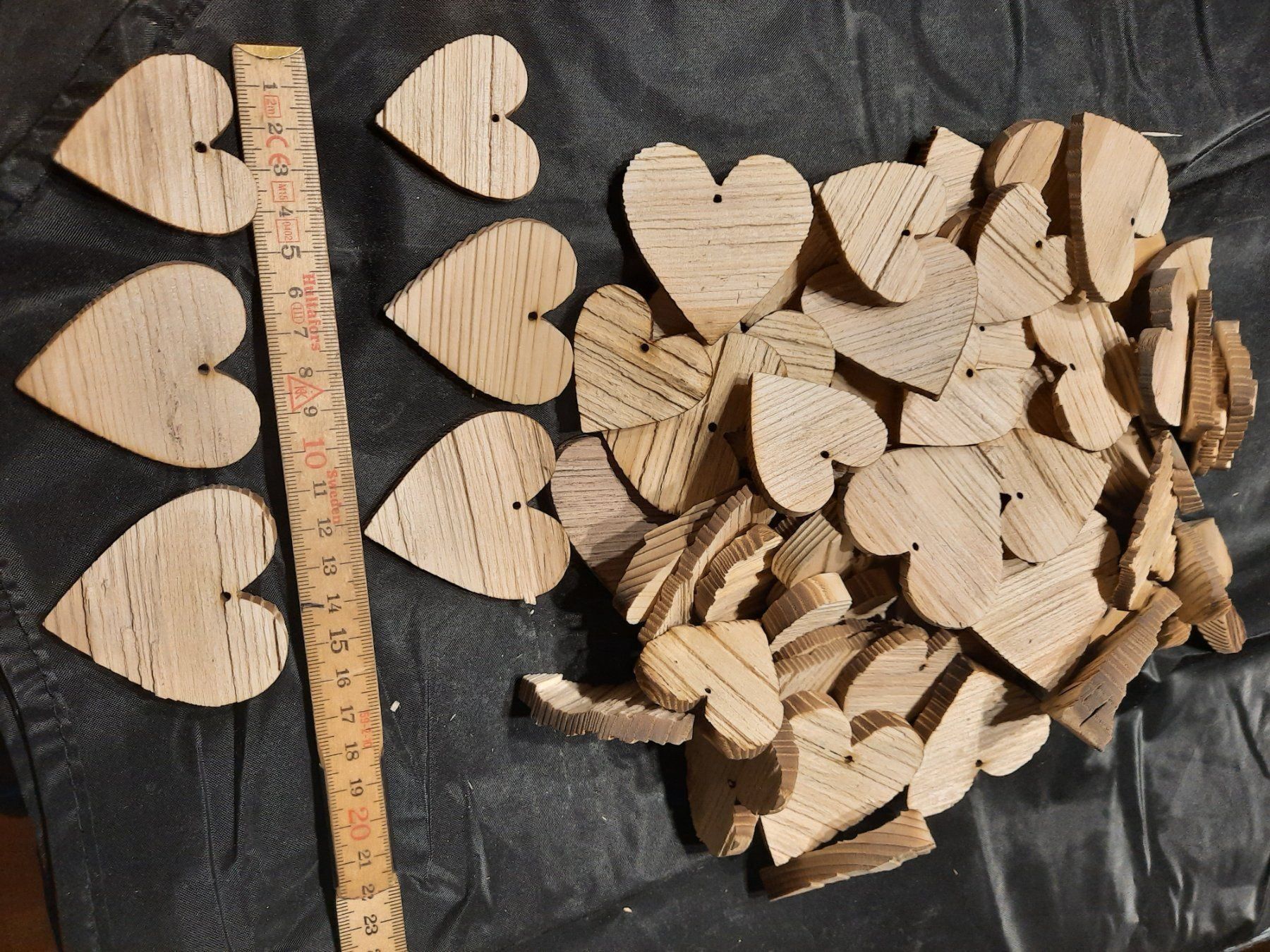 Holzartikel: Deko Holz Herzen 70 Stk, – Neu (gemäss Beschreibung) aus Widnau von Crewo 2