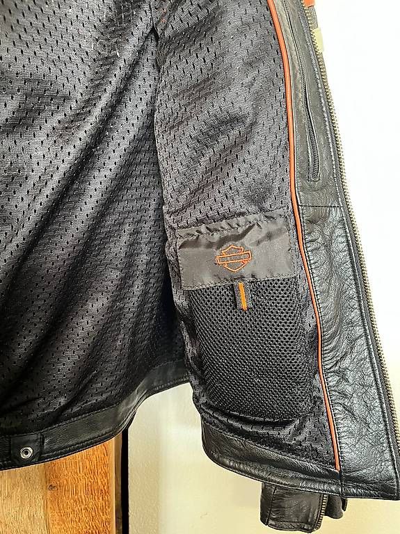 Jacken: Damen Motorrad Lederjacke HARLEY DAVIDSON – Gebraucht aus Stoos SZ von Cantucci1 4