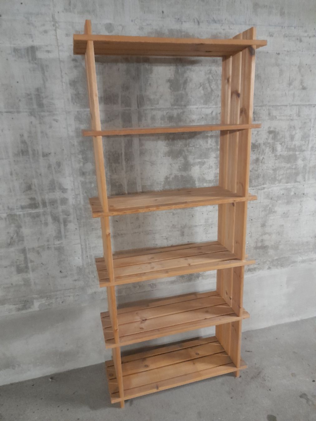 Scaffali: Regal massivholz – Usato da Glattbrugg venduto da B_B 1