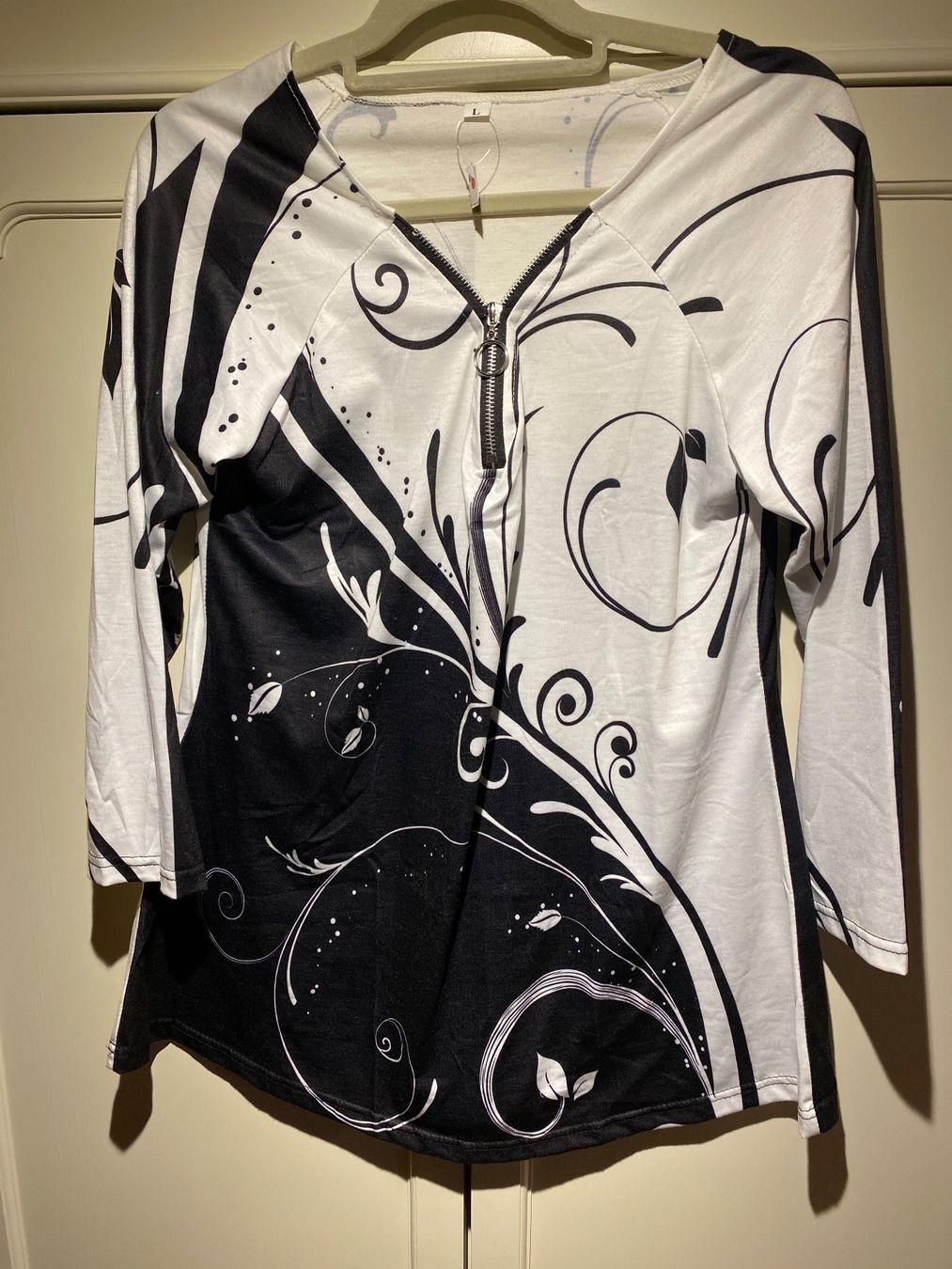 Vestiti: BLUSENKLEID SCHWARZ-WEISS,DAMEN – Nuovo e nell'imballaggio originale da Meienried venduto da ManuelaBoutique 1