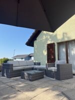 Garten Lounge Rattan Grau mit Tisch und Hocker Set