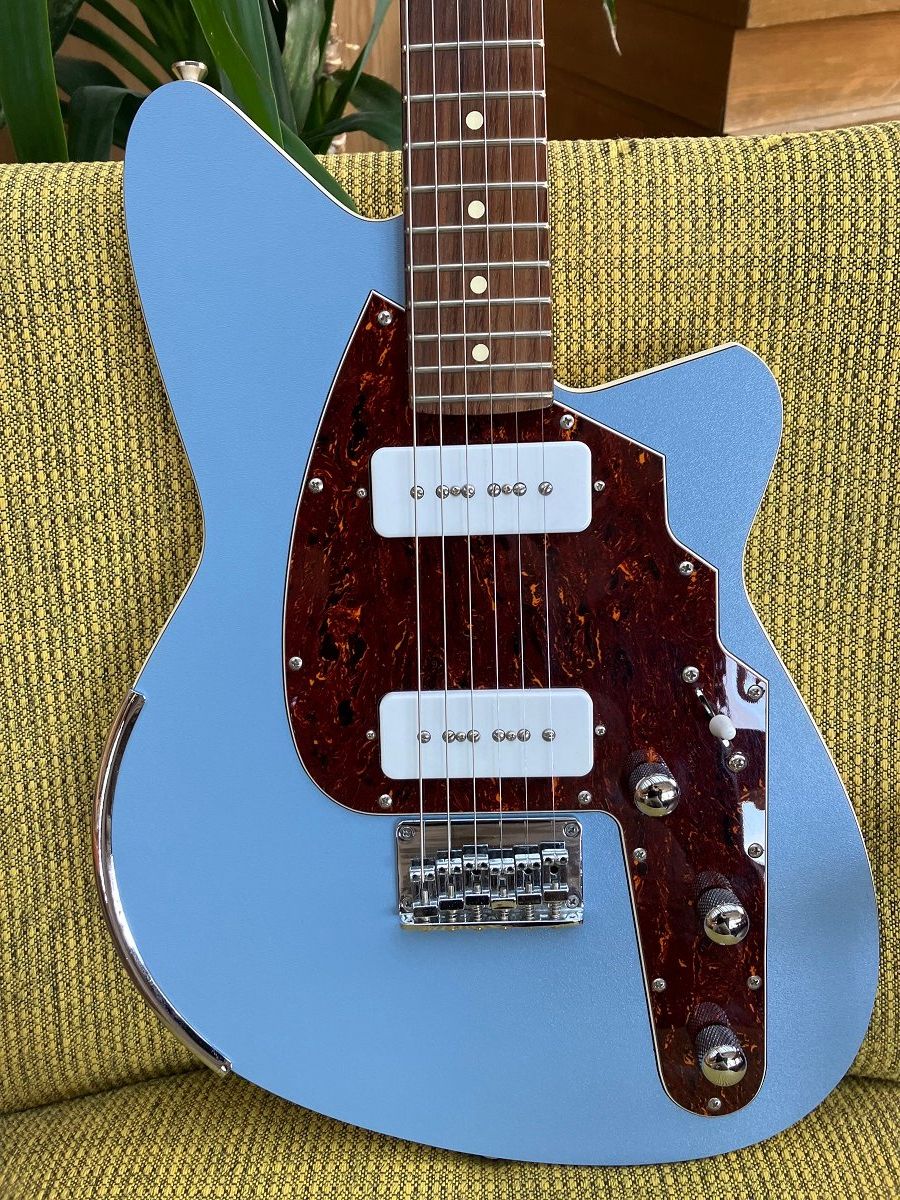 Strumenti musicali: Reverend Gitarre USA – Usato da Zofingen venduto da bjmusic 1