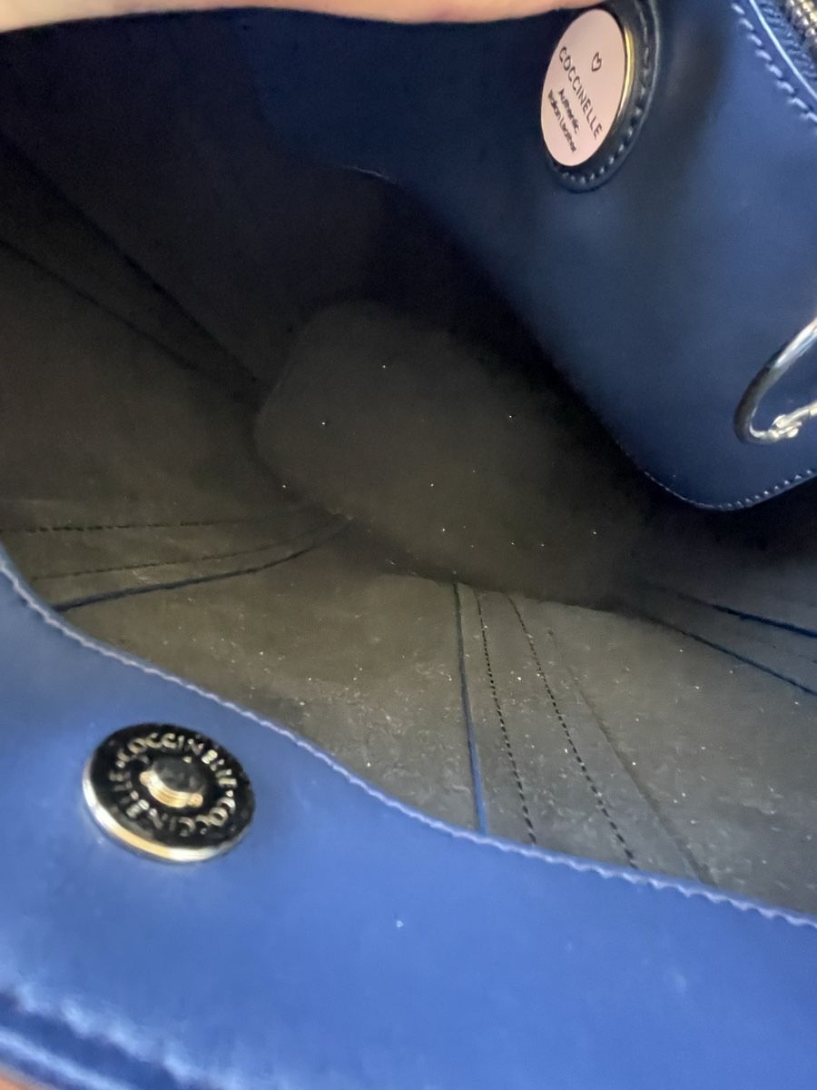 Coccinelle Taschen für Damen: Coccinelle Tasche  – Gebraucht aus Dübendorf von olh_rs5r 6