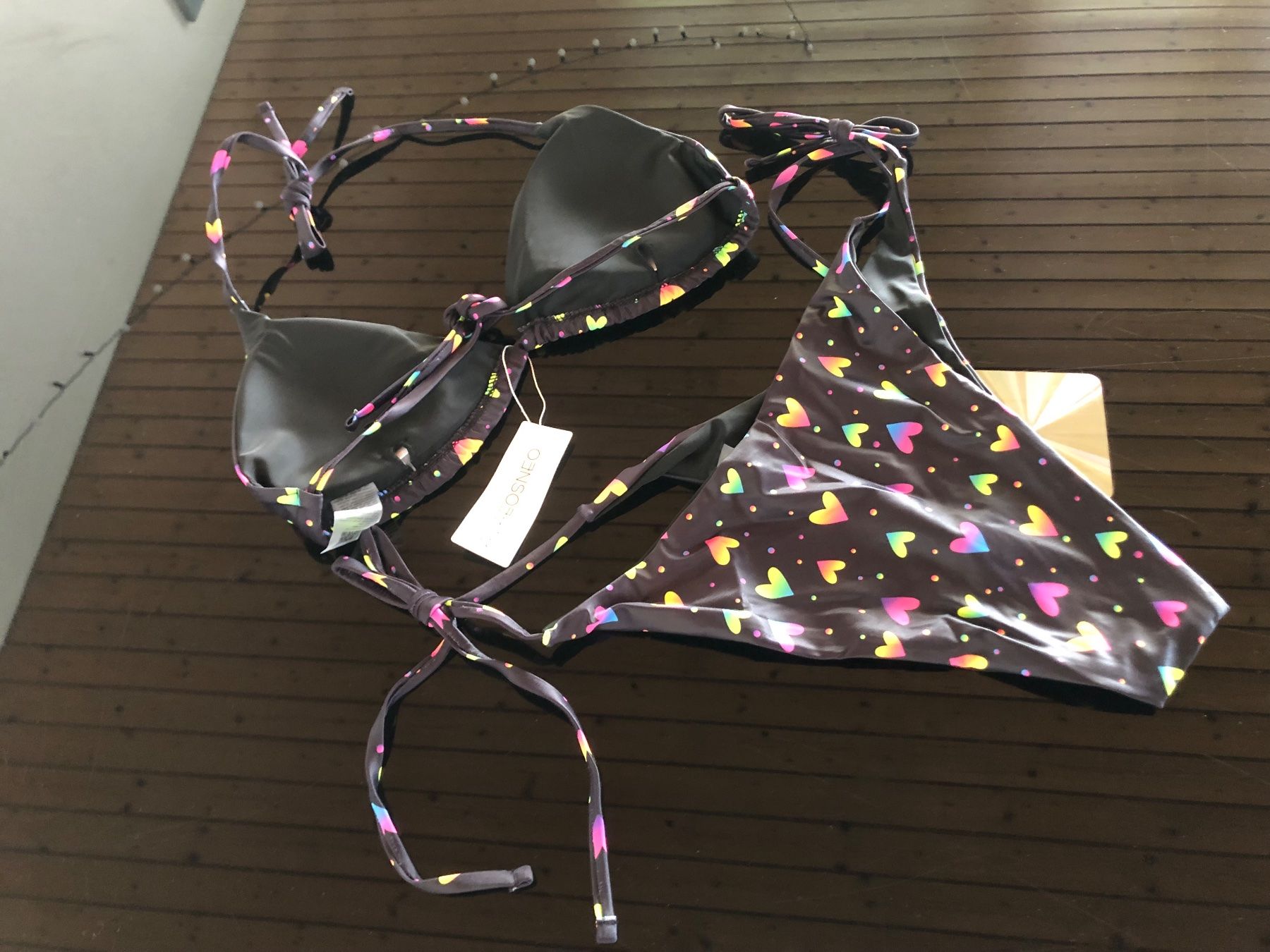 Badekleider & Bikinis: Schwarzer Bikini mit Herzen Grösse M neu mit Etikett – Neu (gemäss Beschreibung) aus Ostermundigen von berngirl 1