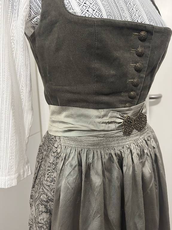 Robes: Dirndl 34 Berwin&Wolff Wildseide – D'occasion à Zürich par zueri_c 3