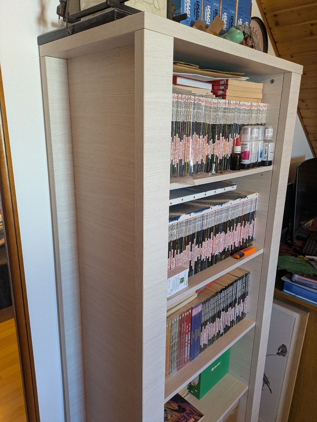Regale: etagere + table de chevet – Gebraucht aus Matran von Taragor 1