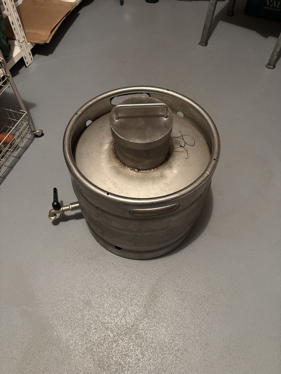 Zubehör: Bierfass 40 Liter mit Hahnen – Gebraucht aus Rheinfelden von Fisch223.