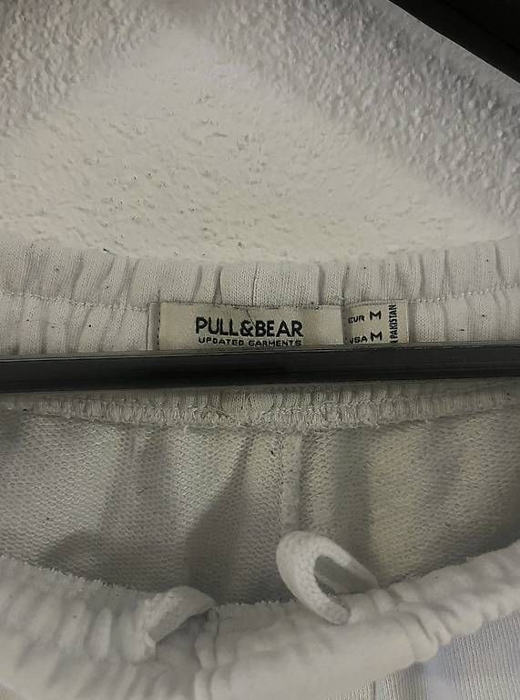Pantaloni: kurze Shorts – Usato da Kriens venduto da seeungeheuer67 2