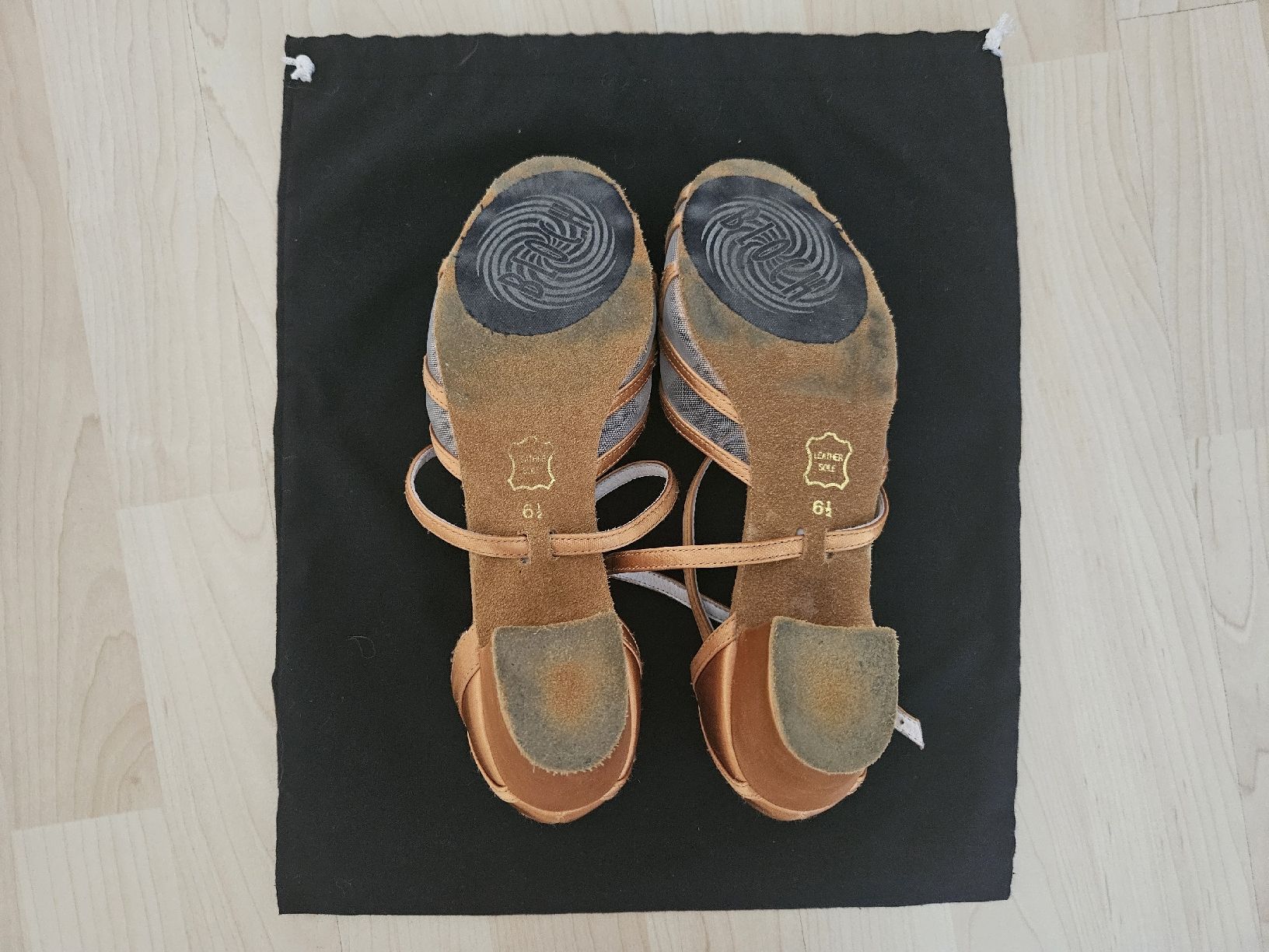 Scarpe da donna: Tanzschuhe von Anna Kern – Usato da Maur venduto da Basil03 3