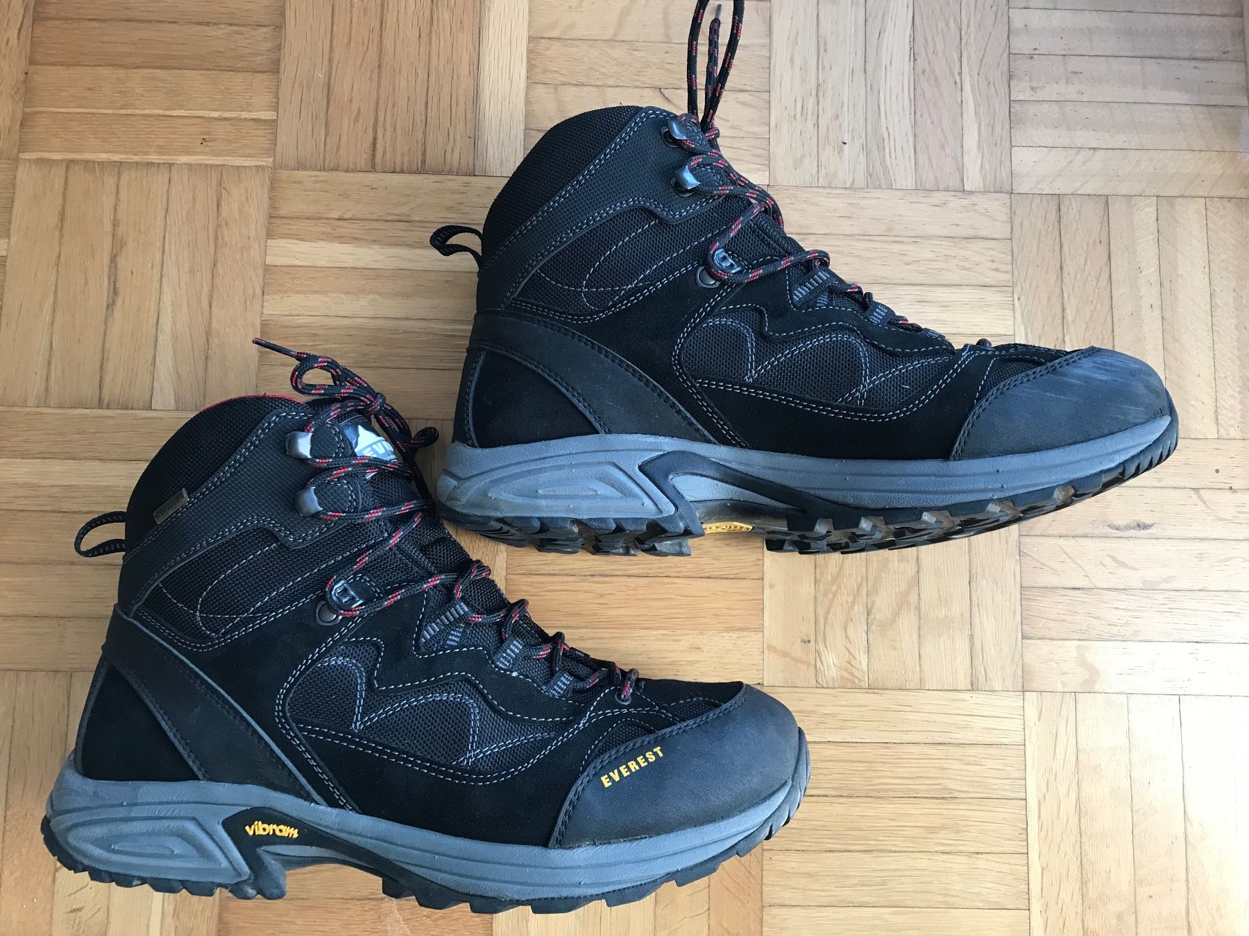 Everest Scarpe da uomo: Wanderschuh Trekkingschuh von Everest Grösse 43 – Usato da Emmenbrücke venduto da Hathor123 1
