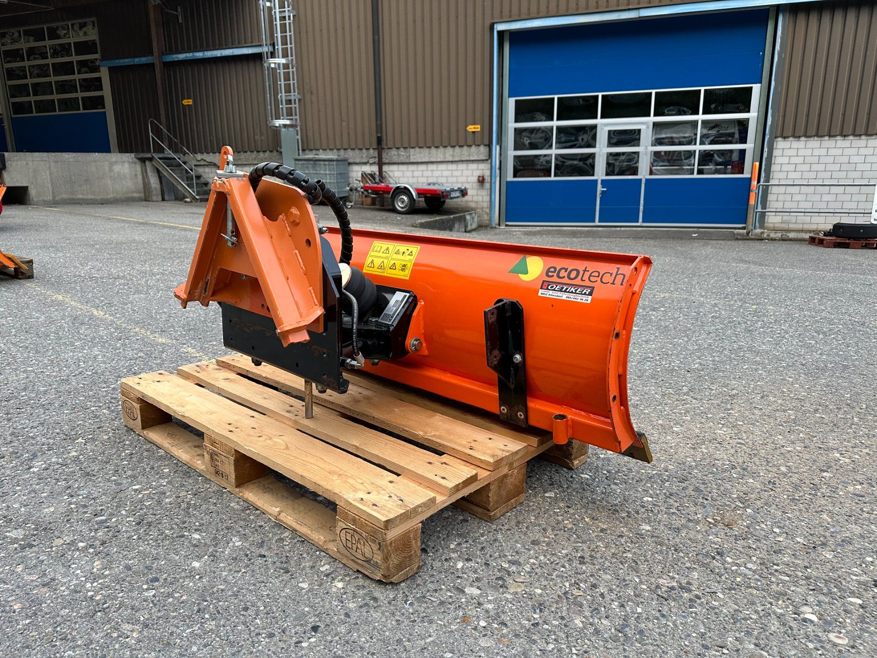 Sgombero neve: ECO Schneepflug 150 cm – Usato da Hermetschwil-Staff venduto da Cdauto