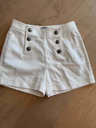 Banana Republic - Ecru-farbene Shorts (Gr.00)