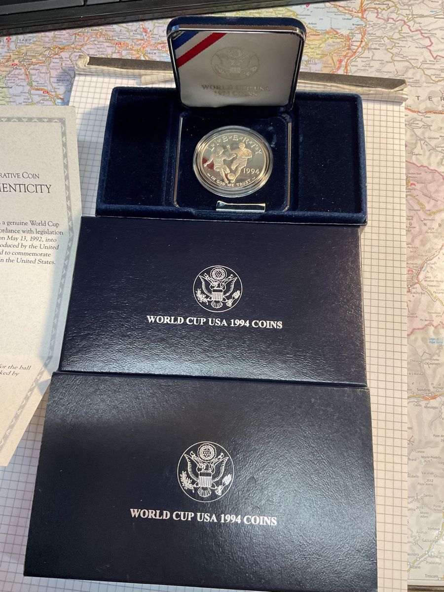 Alle Münzen: USA Silbet Dollar   World Cup – Gebraucht aus Ursenbach von tho_8s6p 3
