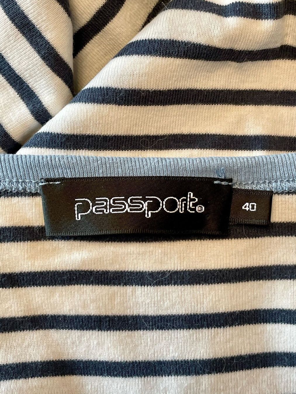 T-Shirts: PASSPORT - T-Shirt / 40 – Neu und originalverpackt aus Spreitenbach von Jessy8 2