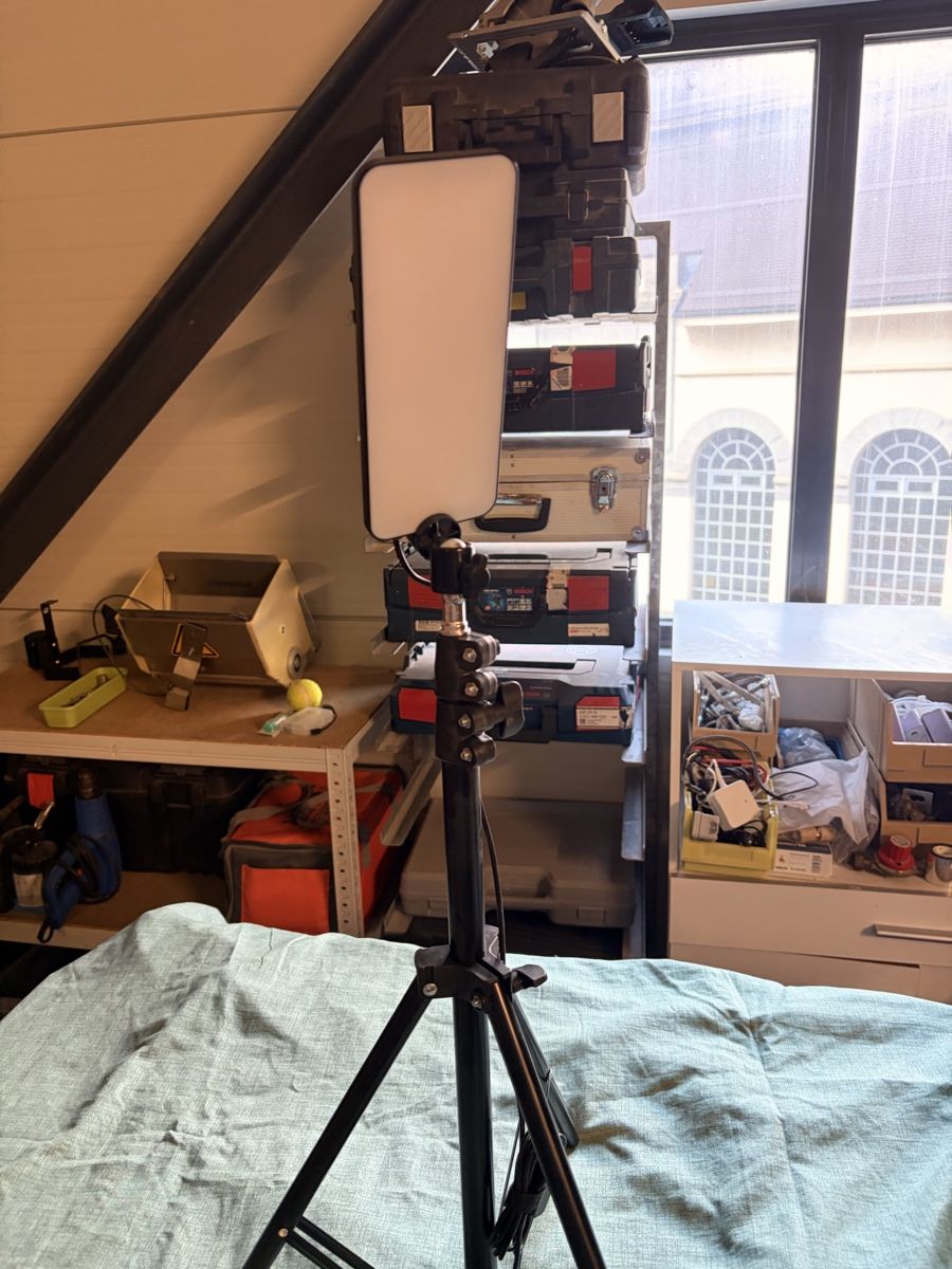 Lampen: Stativlampe led – Neu (gemäss Beschreibung) aus Naters von Headliner88 1