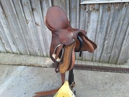 Pferde Sattel aus Leder