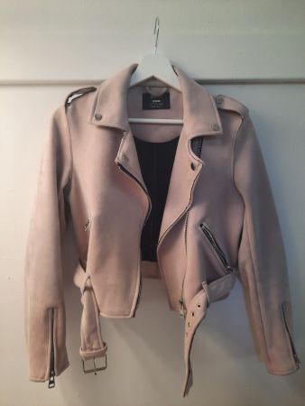 Moderne rosa Kunstlederjacke von Bershka, Gr S, gebraucht