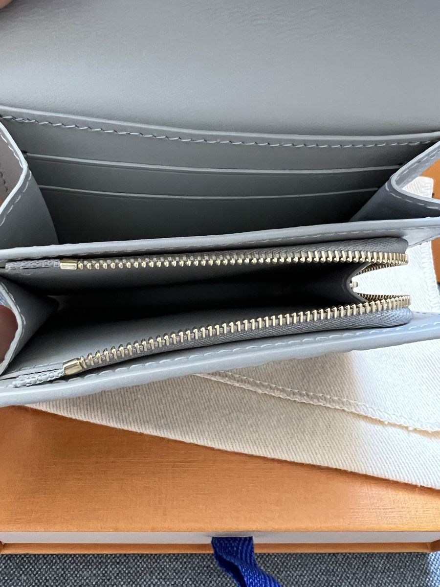 Louis Vuitton Portemonnaie: Louis Vuitton Capucines Tiny Portemnnaie - NEU – Neu und originalverpackt aus Amriswil von Austinn 5