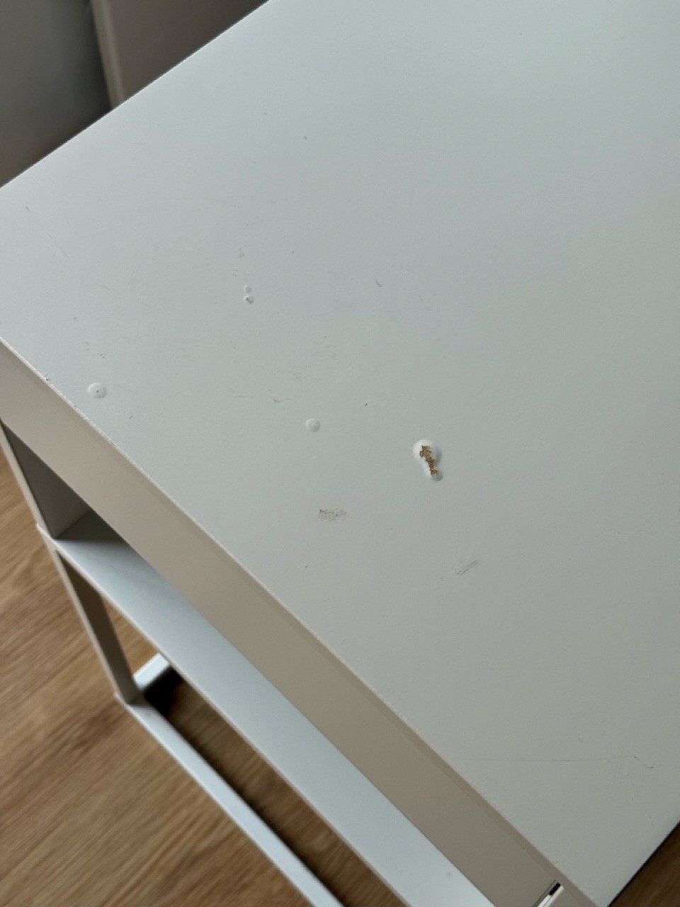 Ikea Nachttische: IKEA NACHTISCH VIKHAMMER WEISS – Gebraucht aus Zürich von yptrn 2