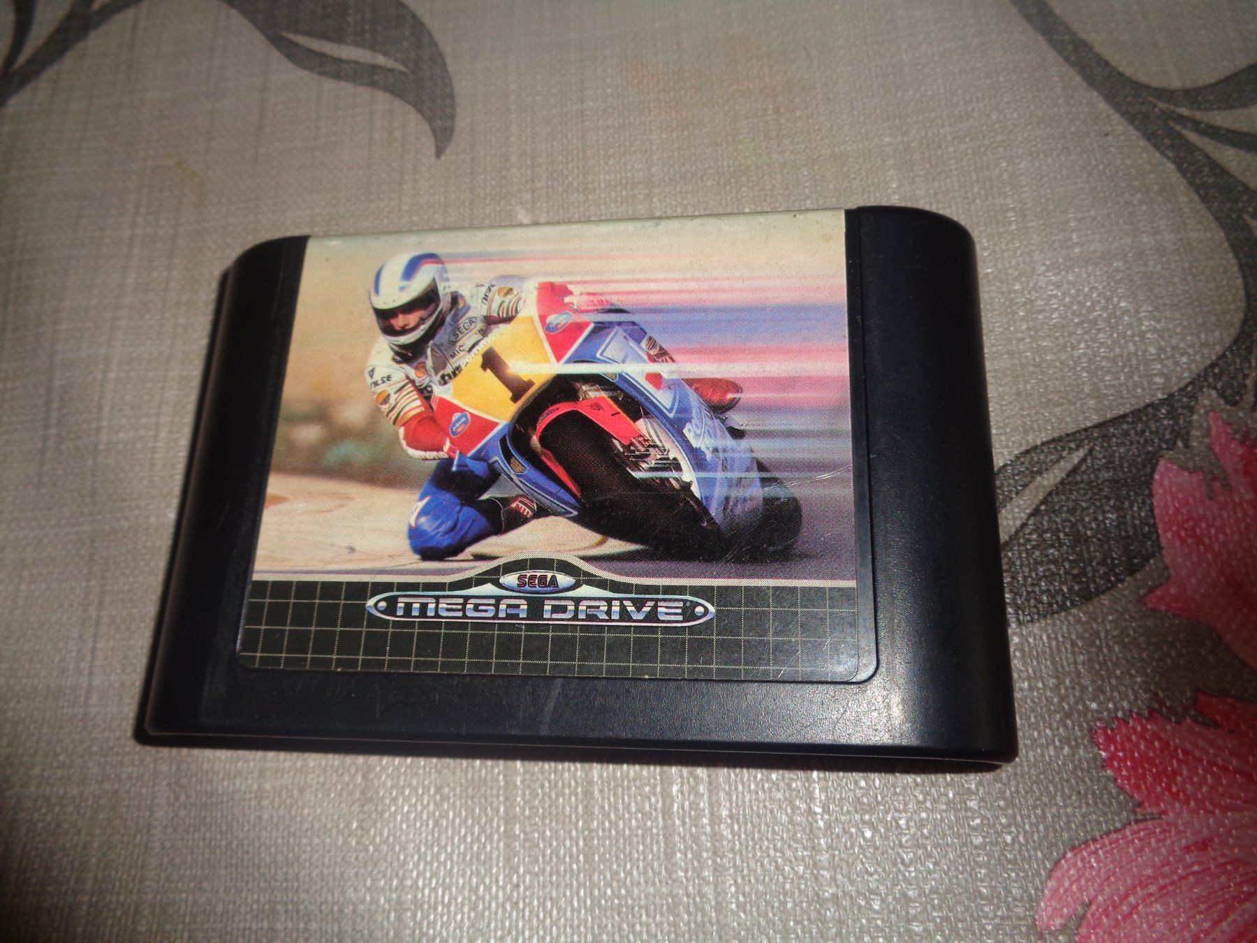 Giochi: Super Hang-On Mega Drive – Usato da Olten venduto da Disc-Ausverkauf