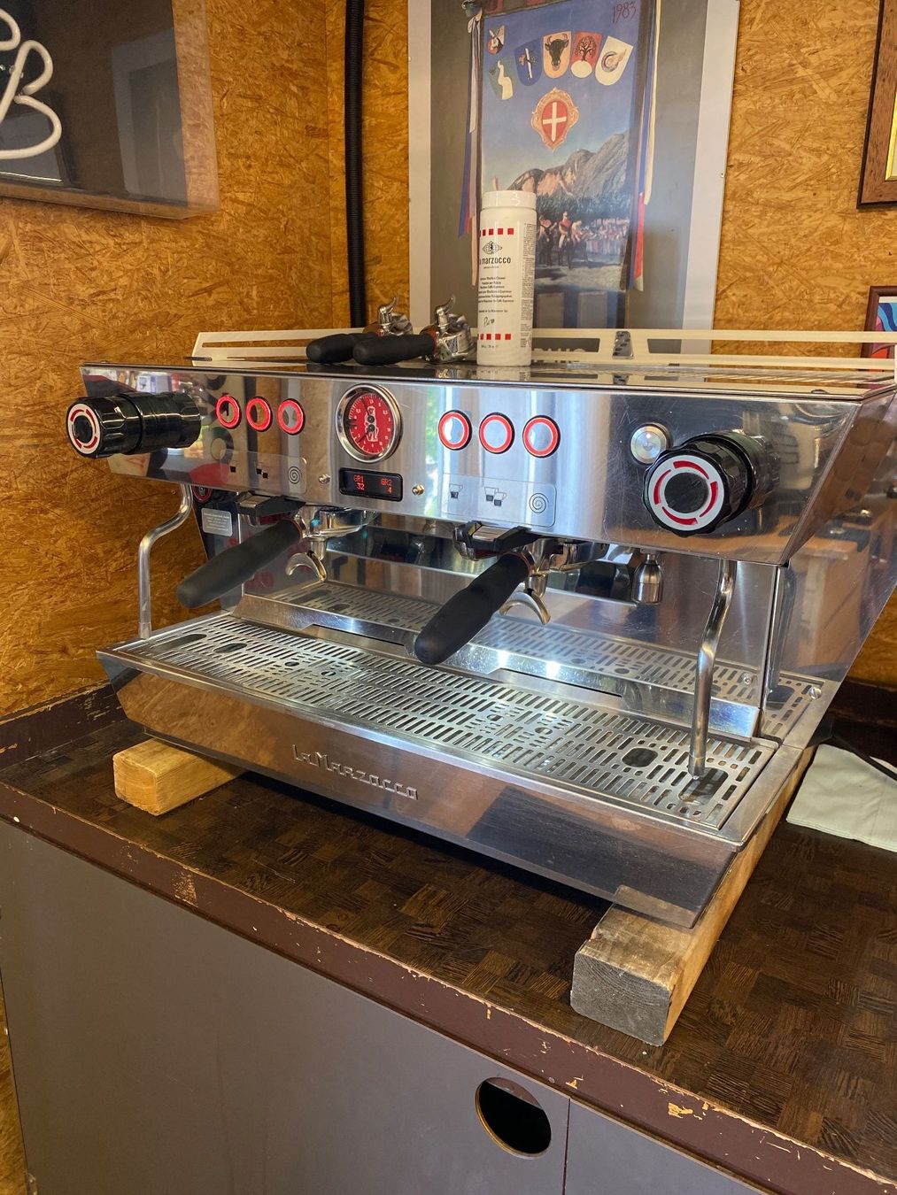 La Marzocco Macchine per caffè & Macchine per espresso: La Marzocco KB-90 – Usato da Emmetten venduto da Blueeee 1