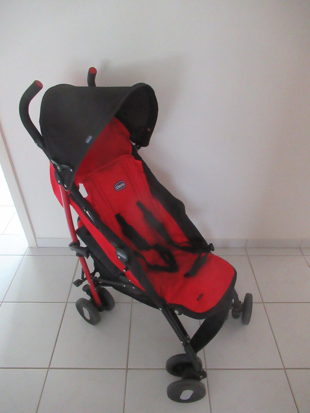 Chicco Carrozzine: "Chicco Echo" Kinderwagen / Buggy / Stroller – Usato da Zollikerberg venduto da sanval