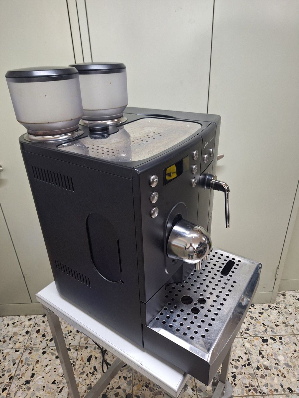 Jura Macchine per caffè & Macchine per espresso: JURA IMPRESSA X7-S – Difettoso da Laconnex venduto da Patkek29 1