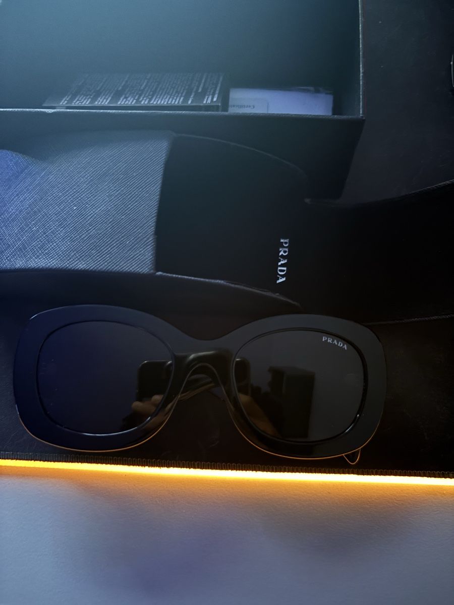 Prada Occhiali & Lenti: Prada Damen Sonnenbrille  – Nuovo (secondo la descrizione) da Winterthur venduto da nad_dc2l 3