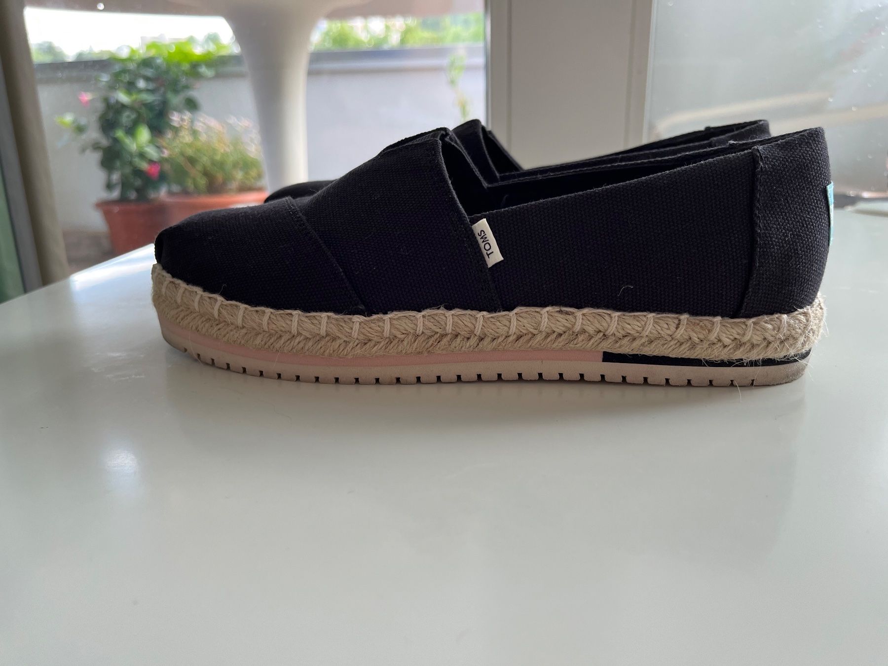 Toms Scarpe da donna: Toms Shoes – Usato da Langnau am Albis venduto da adi_jqs8 2