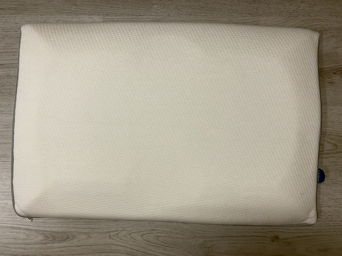 Happy Kissen: Happy Down Kissen 40x60  – Gebraucht aus Würenlos von angiie