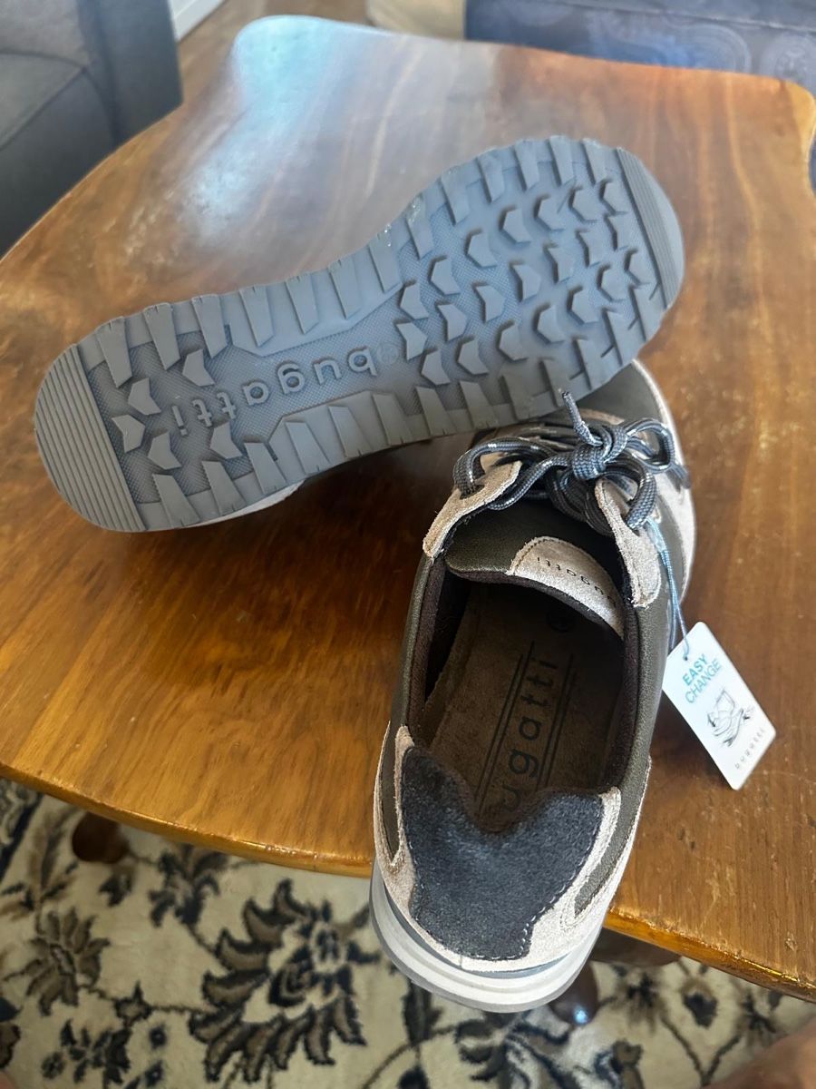 Bugatti Chaussures hommes: Bugatti Herrenschuhe Grösse 45, NEU – Neuf (Voir description) à Dietlikon par ciganolimao 3