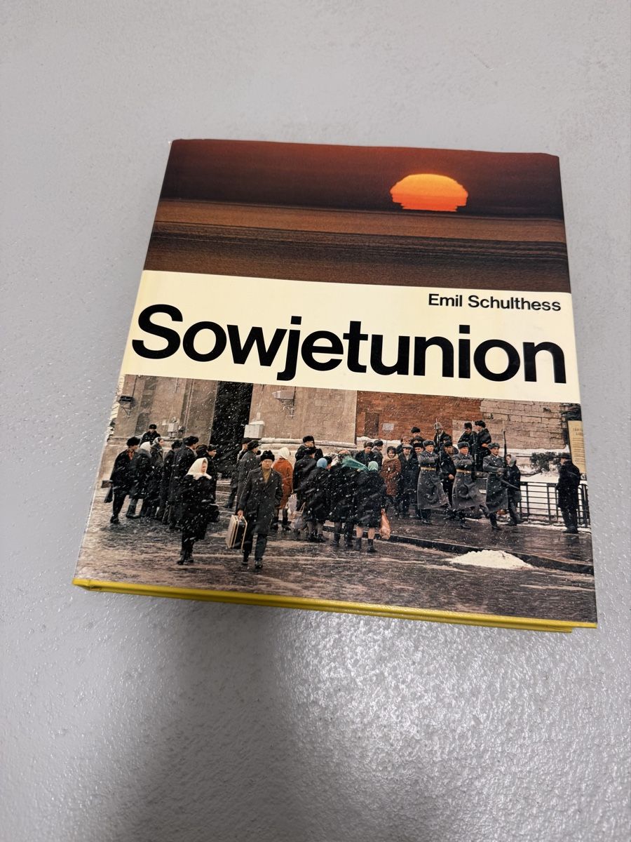 Libri: Sowjetunion by Emil Schulthess – Nuovo (secondo la descrizione) da Dielsdorf venduto da BGiezendanner 1