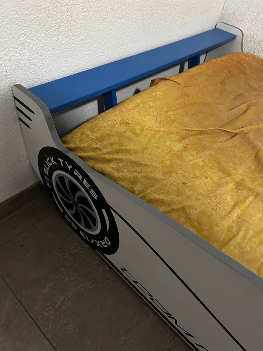 Letti: Rennauto Kinderbett Komplett Set – Usato da Olten venduto da Srasri 2