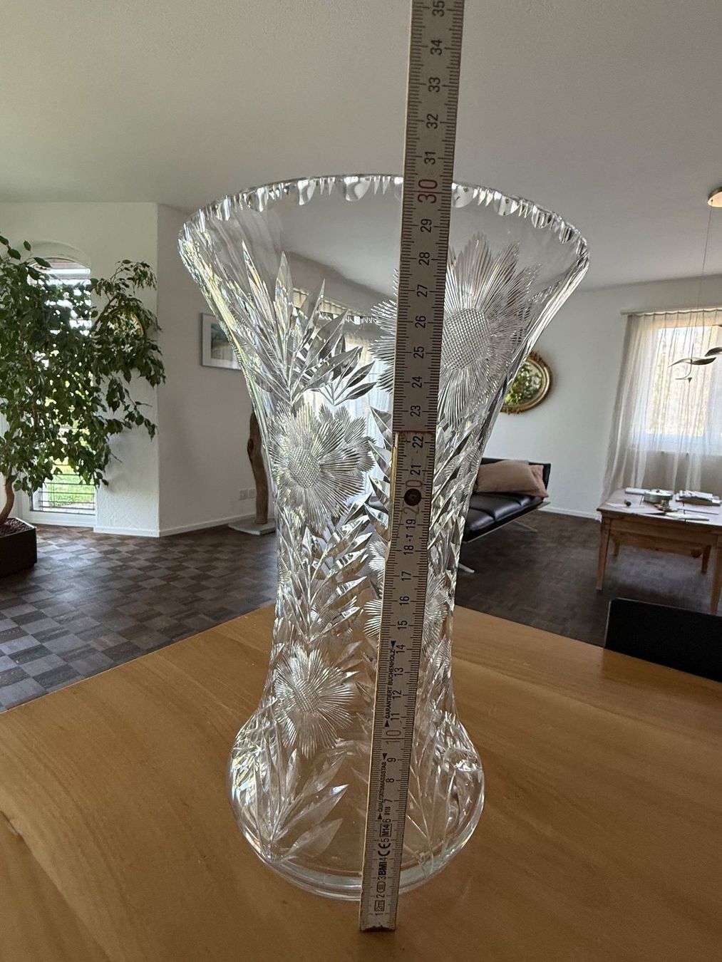 grosse, schwere Vase Kristallvase Blumenvase mit Schliff (Gebraucht) in Subingen für CHF 98 – mit Lieferung auf Ricardo kaufen