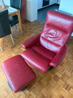 Stressless Ledersessel mit Hocker
