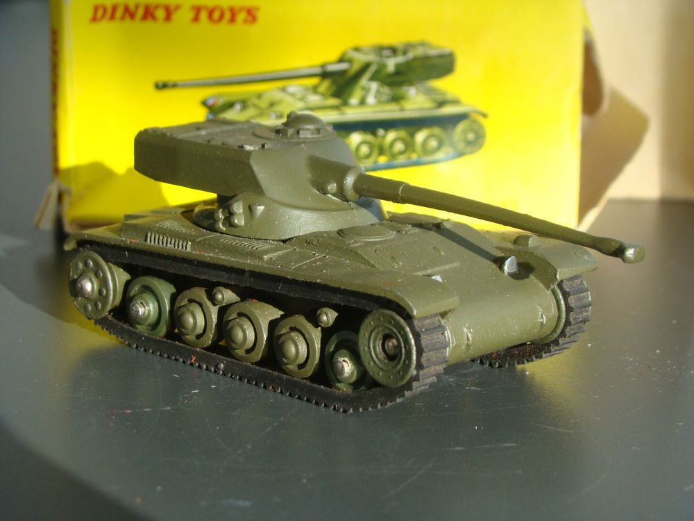 VINTAGE FRENCH DINKY deals # 817 CHAR AMX 13 TON PANZER TANK (Box has wear)