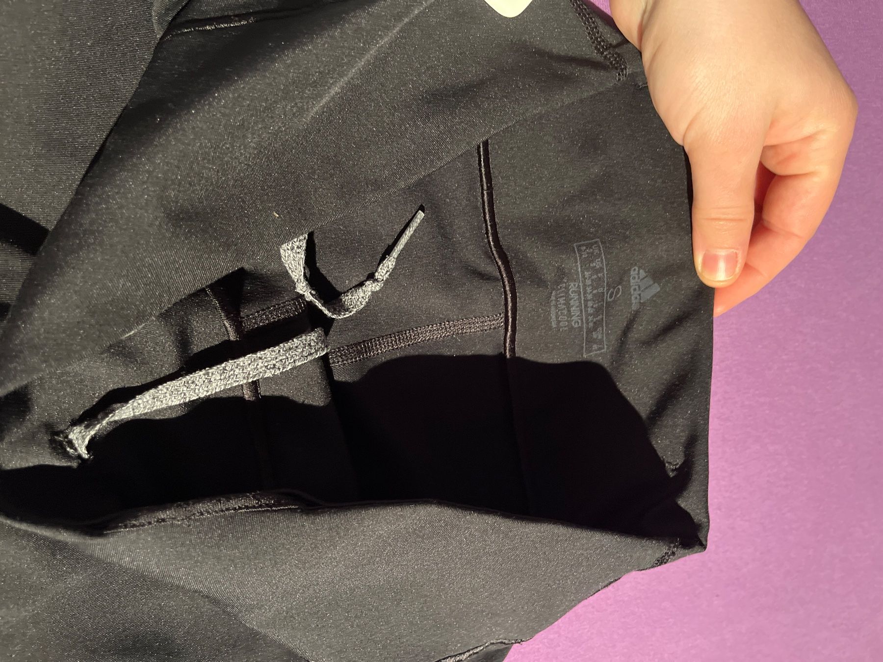 Adidas Leggings: Adidas Jogging Tights – Usato da Hombrechtikon venduto da Kaatja 2