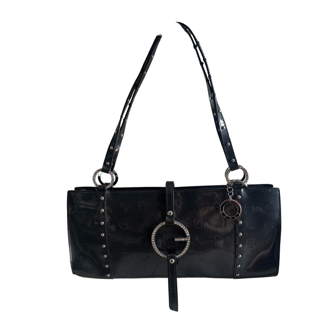 Guess Borse da donna: VINTAGE Y2K GUESS LACQUER CHIC SHOULDER BAG – Usato da Zofingen venduto da JumpInVintage