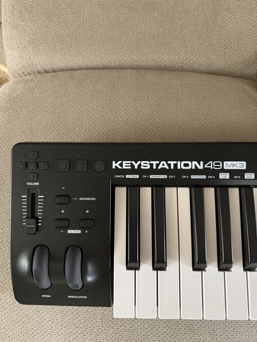 M-Audio Strumenti musicali: M-Audio Keystation 49 MK3 MIDI Keyboard – Usato da St. Gallen venduto da KumanekoDen 1