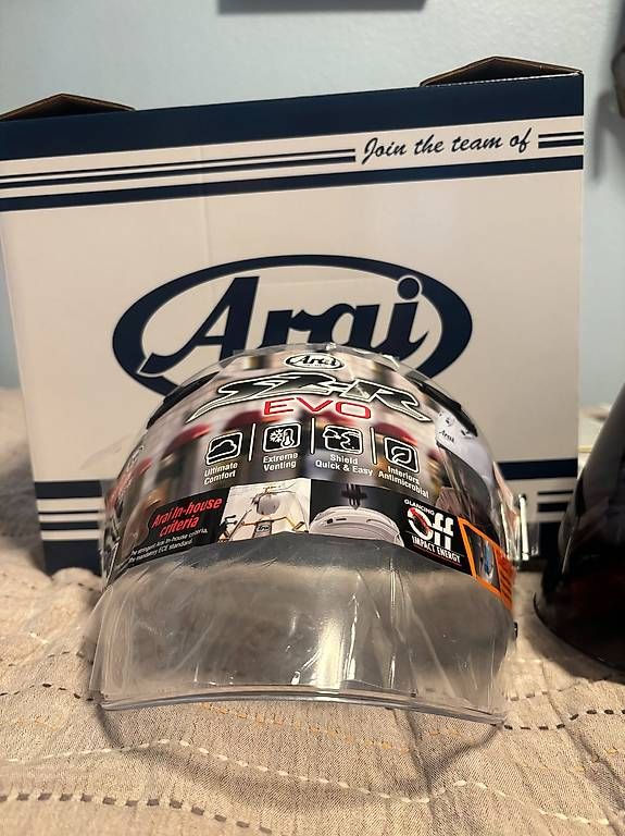 Caschi & visiere: Casque Arai Szr-evo Oriental neuf – Usato da Satigny venduto da noa_76s5 4