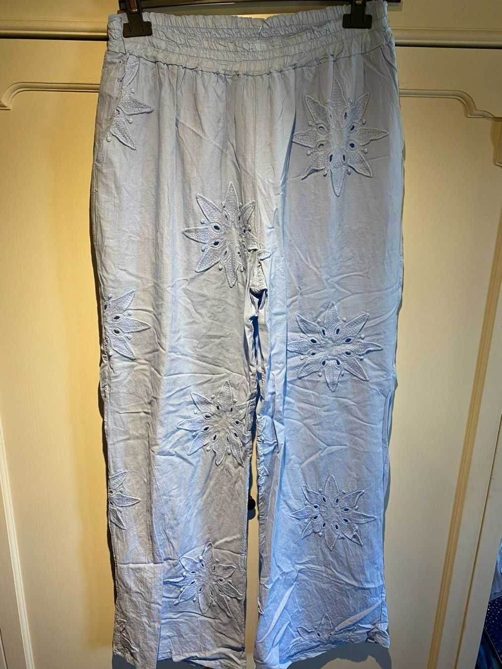 Pantaloni: LEICHTE STOFF HOSE,HELLBLAU – Nuovo e nell'imballaggio originale da Meienried venduto da ManuelaBoutique 3
